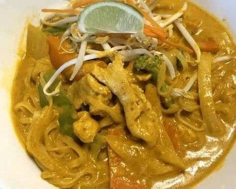 Coconut Golden curry noodles Bowl