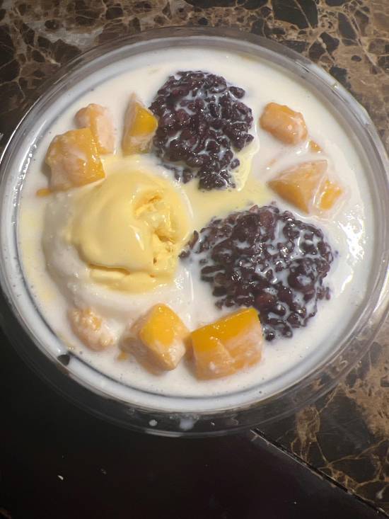 A8. Mango & Black Rice / 芒果黑糯米