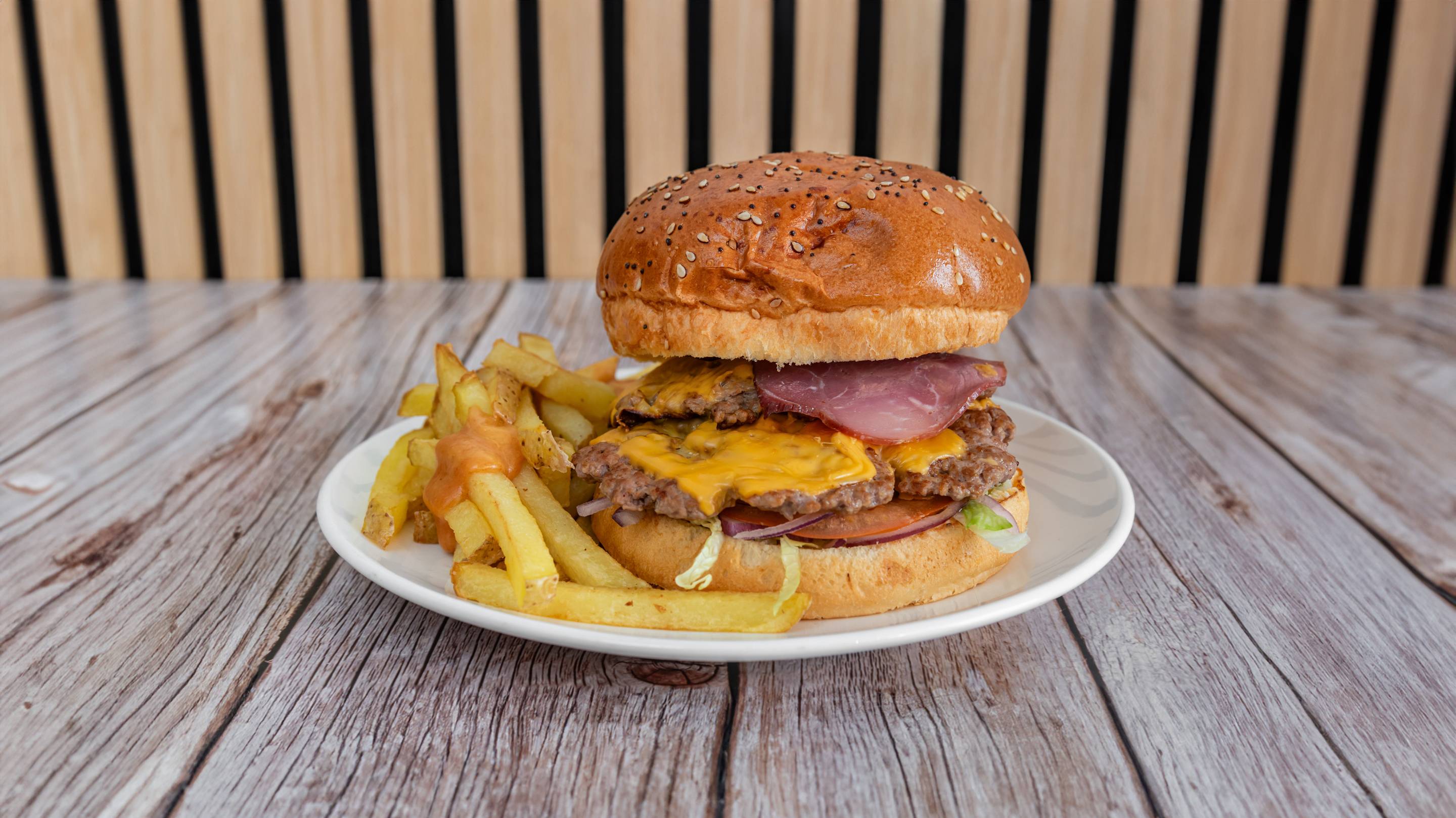 Menu Doubel Bacon burger Maison