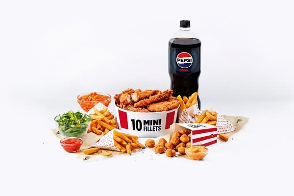Dipping Boneless Feast: 10 pc