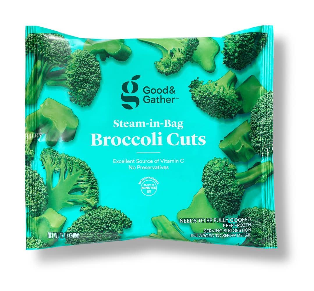 Good & Gather Steam-In-Bag Broccoli Cuts (12 oz)
