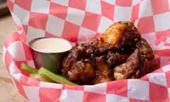Fire Wings (8443 Haven Ave)