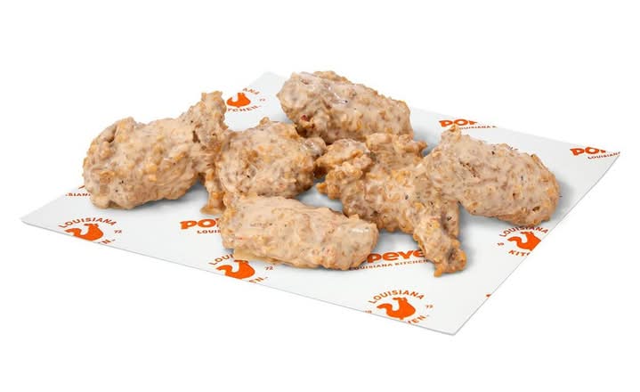6 HOT WINGS Garlic Parm