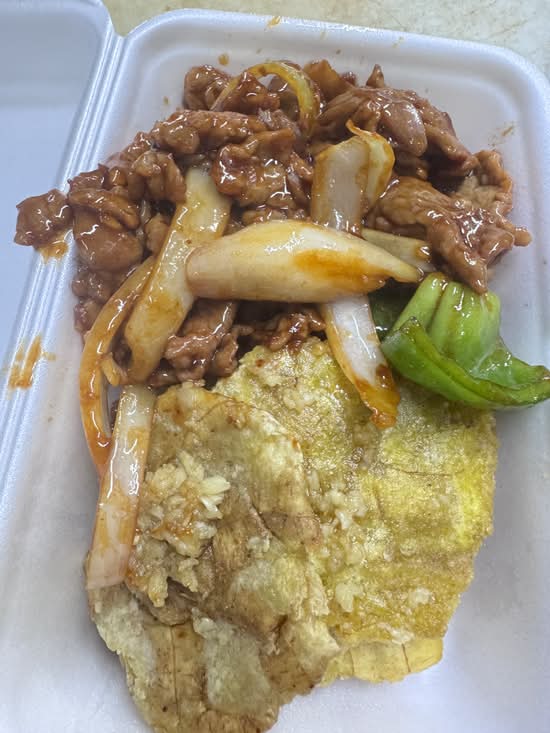 Mini pepper steak solo tostones