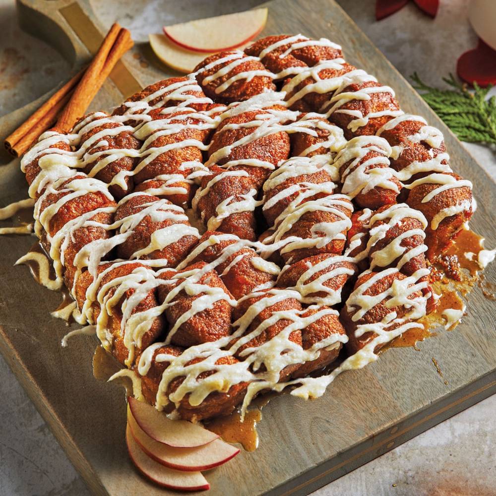 M&M Food Market Cinnamon Bun Pull Apart Bread
