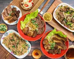 幸福食光 牛肉麵 炒飯 水餃