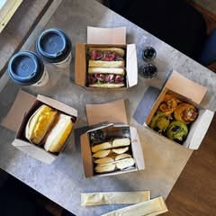 AVEL CAFE アヴェル カフェ