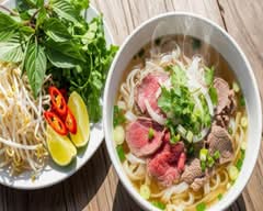 Pho Holic Asian Cuisine 品越