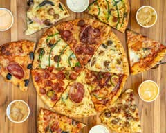 Blondies Pizza (Front St)