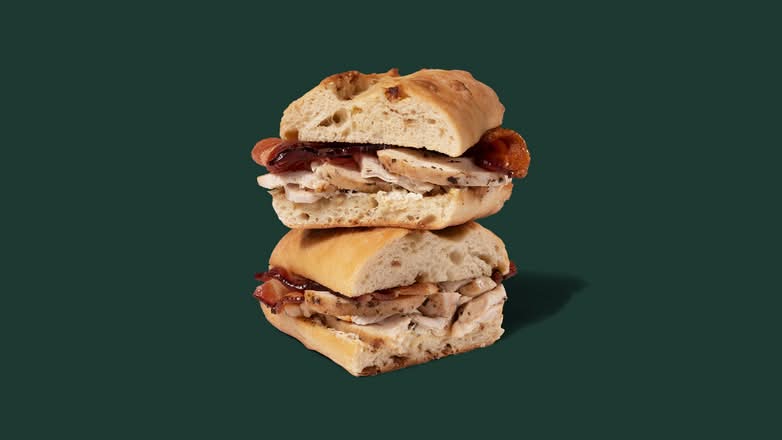 Poulet et bacon sur pain brioché