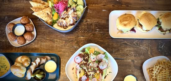 Daymakers Slider Bar