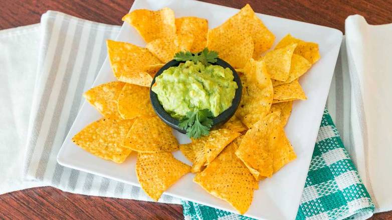 Guacamole  dip with Chips