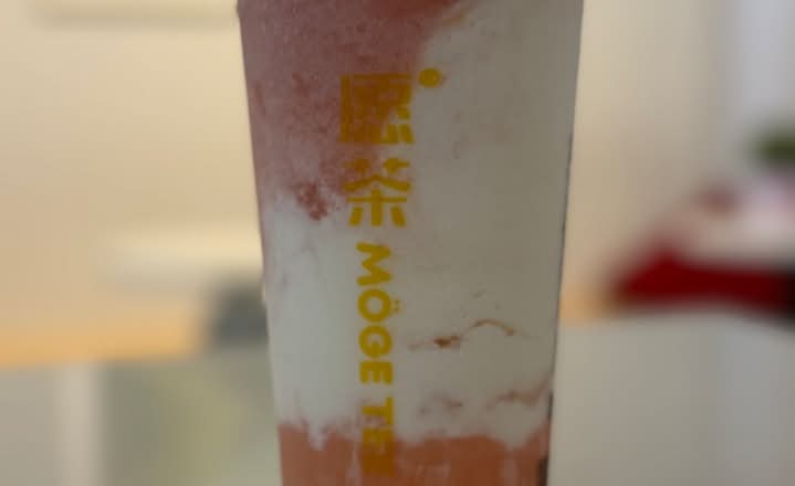 P3. Grapefruit Pomelo (contains diced mango) 柚见甘露