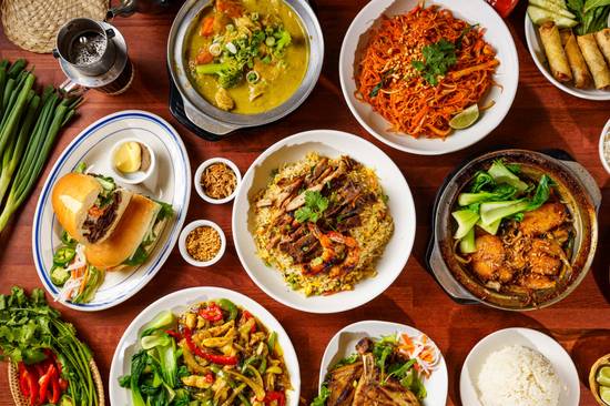 Saigon Bistro (Communipaw)