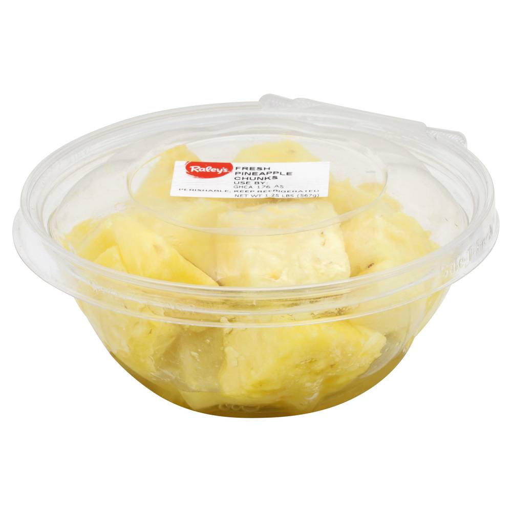 Raley'S Fresh Cut Pineapple Chunks, Fruit Bowls 20 Oz