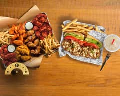 Charleys Cheesesteaks & Wings- Independence Center