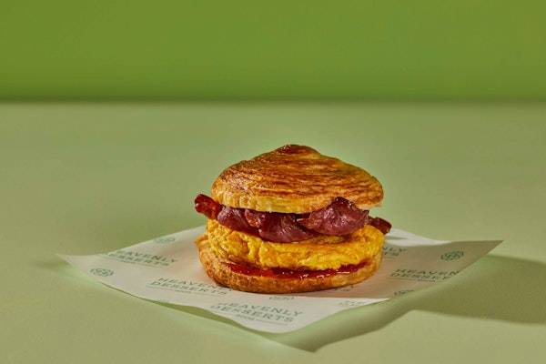 Lamb Rashers & Egg Croissant Roll