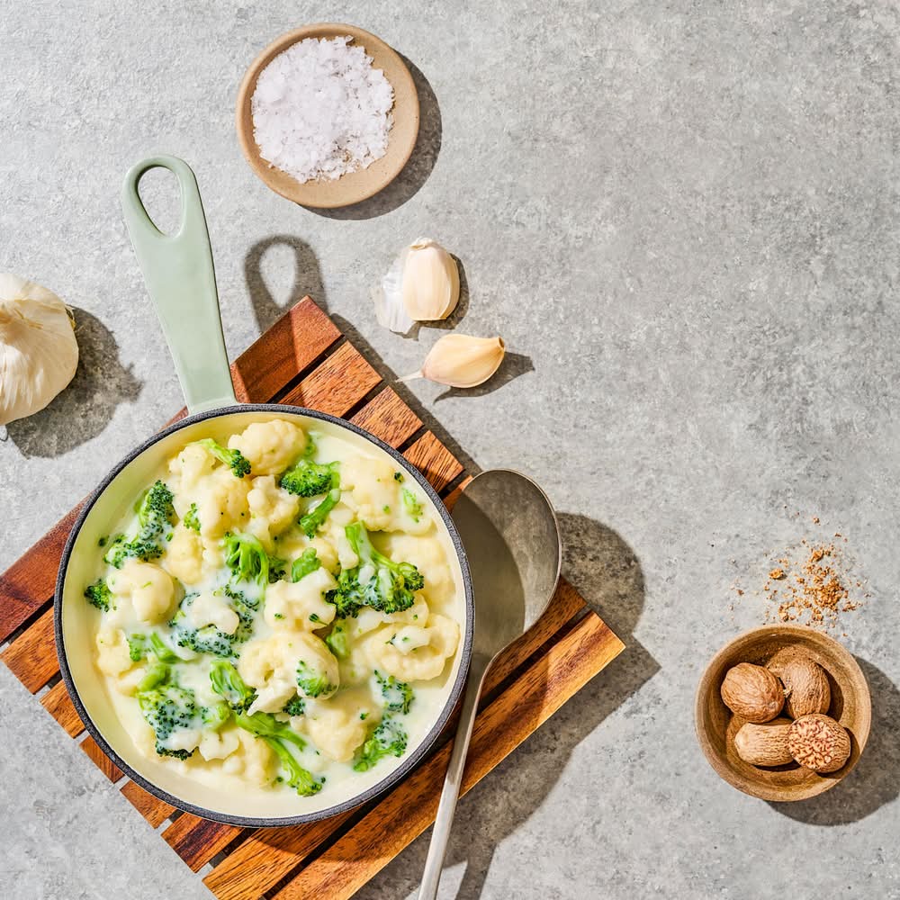 Cheesy Broccoli And Cauliflower Bake