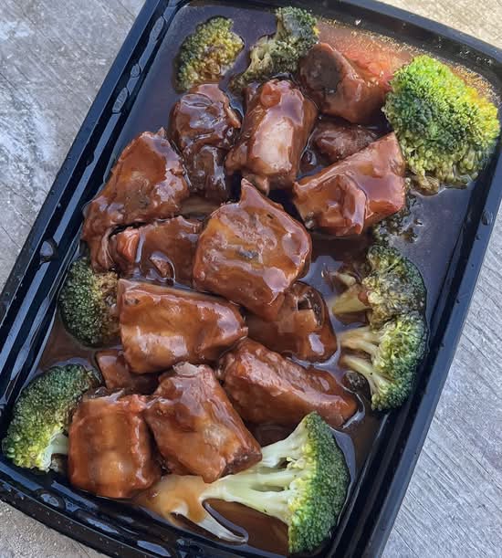 Pork rib with sweet and sour sauce 糖醋排骨