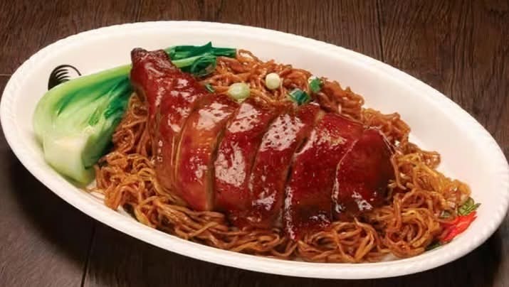 309b Soy Sauce Chicken Dry Noodles