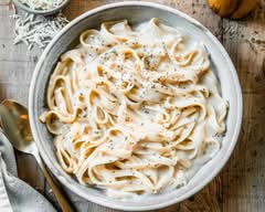 Gloria's Pasta (18679 West Dixie Highway)
