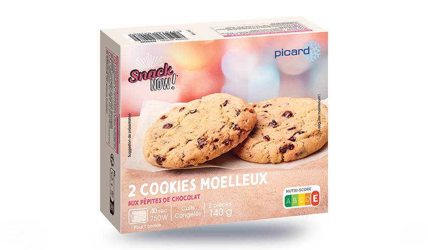 2 cookies moelleux aux pépites de chocolat