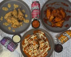 MoMo Wingz (720 W Highland Ave)