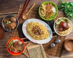 阿嬤の炒麵 l 魯肉飯 l 冬菜鴨