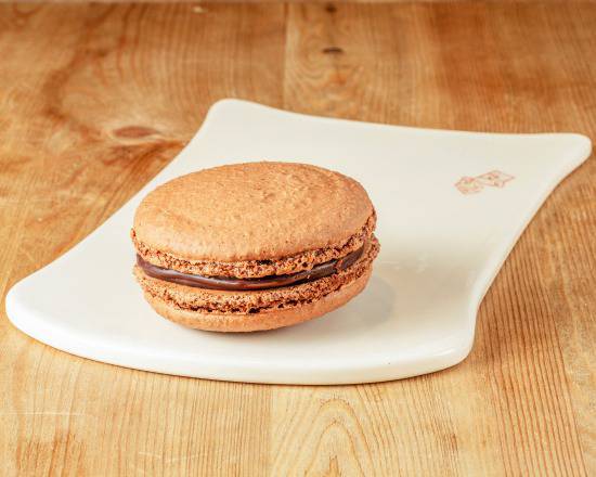 Grand macaron chocolat