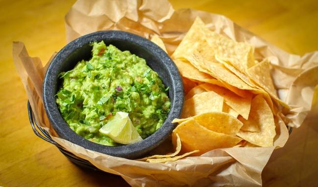 Chips & Guacamole