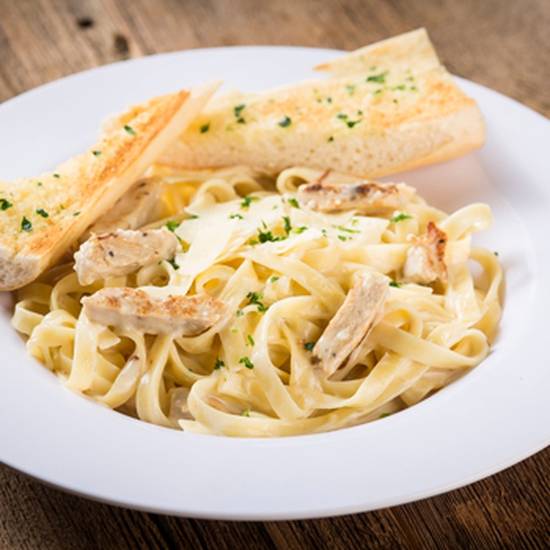 Fettuccine Alfredo with Grilled Chicken