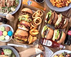 Flames Burgers and Grill (Clarkson)