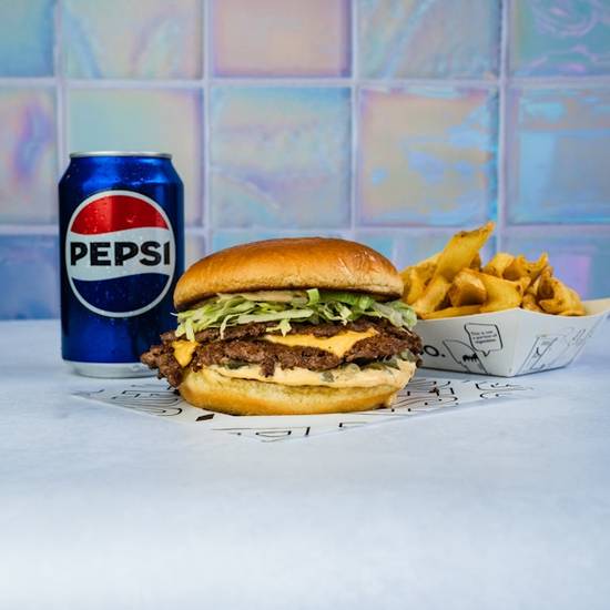 HOUSE CLASSIC MEAL.