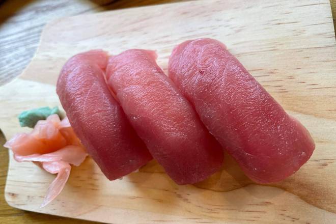 Tuna Nigiri