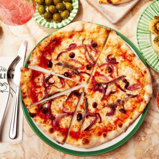 Pizza alla Puttanesca