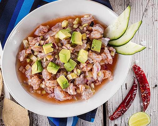 Ceviche especial de camaron. medio litro