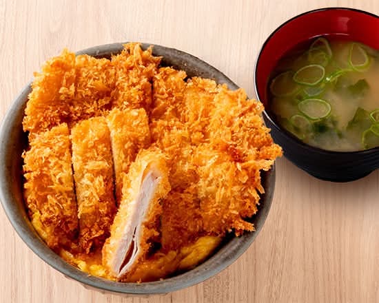 熟成ダブルミルフィーユ焼きかつ丼～わかめ味噌汁セット～