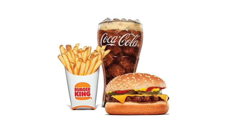 Cheeseburger Medium Combo