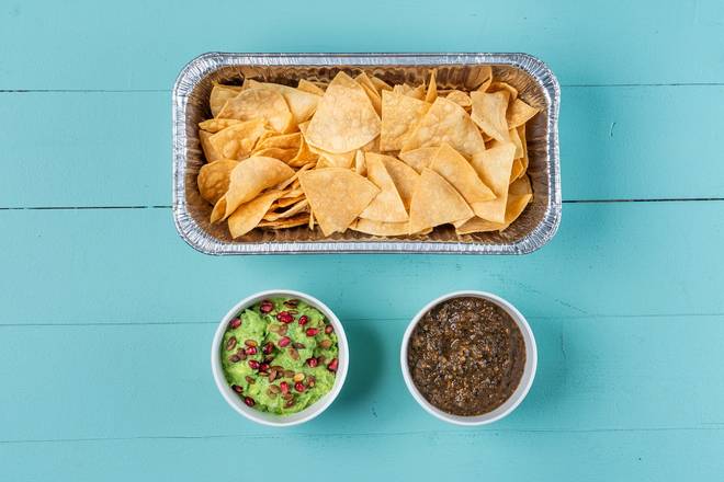 CHIPS & GUAC / SALSA