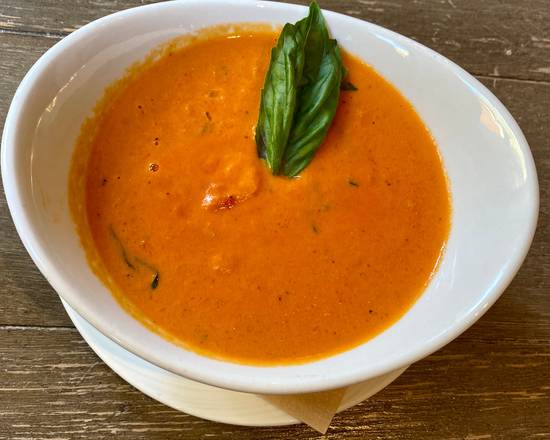 Zuppa di Pomodoro e Basilico