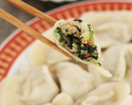 手工蔬菜水餃 Handmade Dumplings with Vegetable