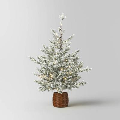 Wondershop Pre-Lit Led Glitter Flocked Balsam Fir in Basket Mini Artificial Christmas Tree Warm White Lights, 40"Inch