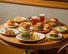 青春漢堡 誠品生活新店裕隆城