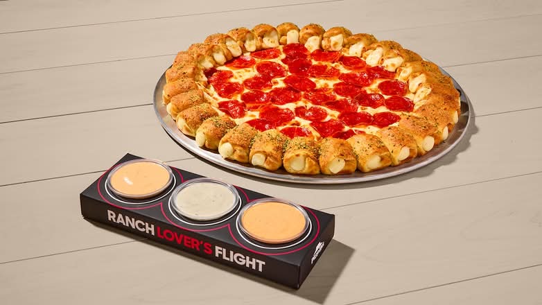 Cheesy Bites Pizza with NEW! Ranch Lover’s Flight