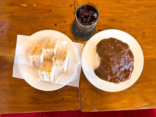 コーヒーショップ　クール