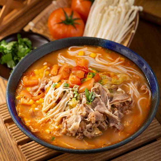 番茄金针菇肥牛米线 Tomato Rice Noodle Soup With Beef Slices&Enoki Mushroom