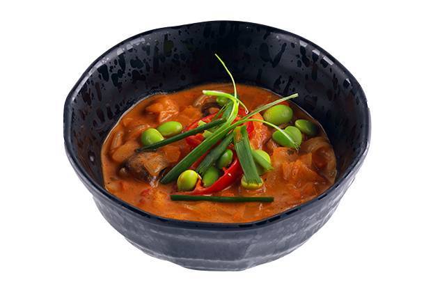 Kokosowa zupa rybna z czerwonym curry
