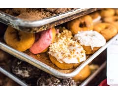 Dizzy Dean's Donuts (2380 W 11th Ave)