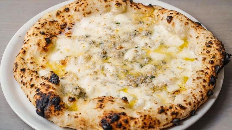 12" Quattro Formaggi Pizza