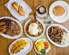 Steel Pony Diner (41 S Navy Blvd)
